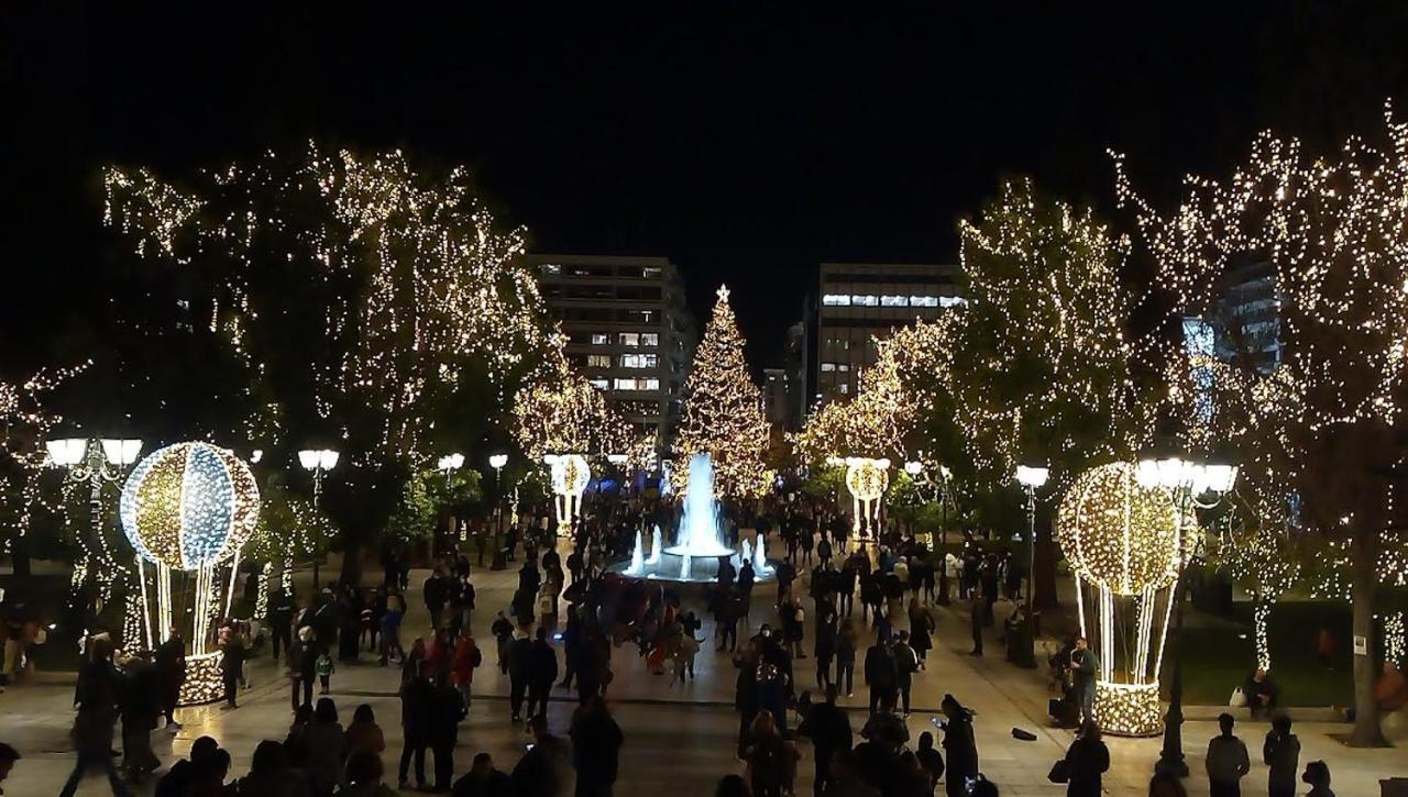 Parthenon And Syntagma Square View Apartment Atina Dış mekan fotoğraf